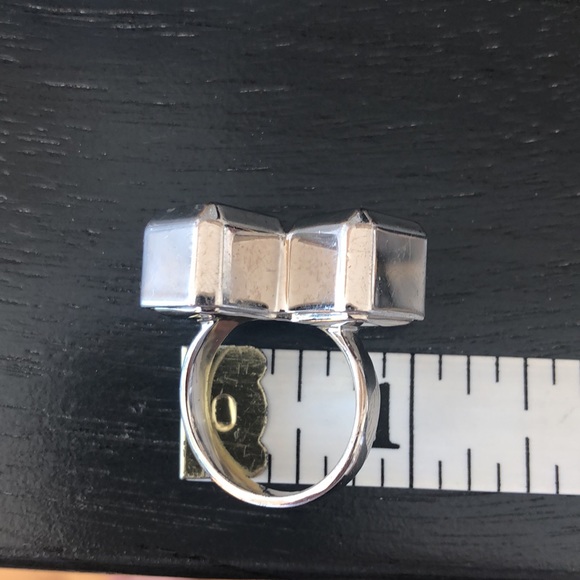 Marc Jacobs Ring - Picture 7 of 9